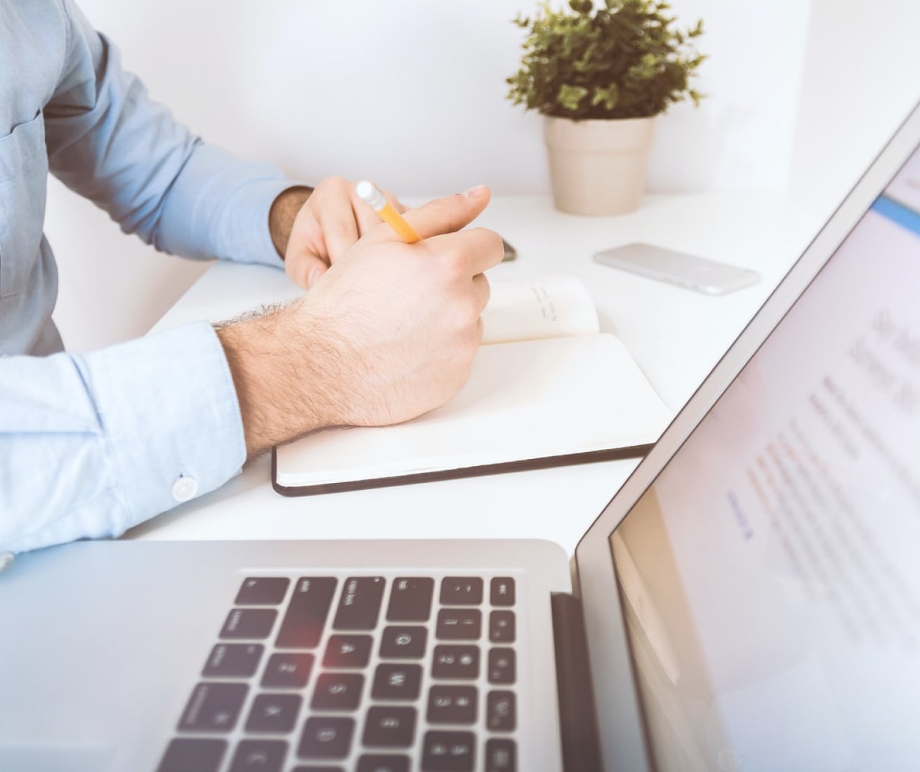 FvM Consultancy biedt verschillende diensten aan en een verscheidenheid aan mogelijkheden waarbij gelet wordt op de specifieke context en daardoor pragmatisch en resulaatgericht gewerkt zal worden.